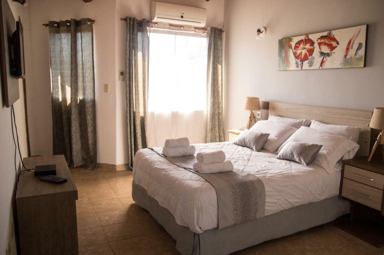 Aparthotel La Riviera Fernando de la Mora Exteriér fotografie
