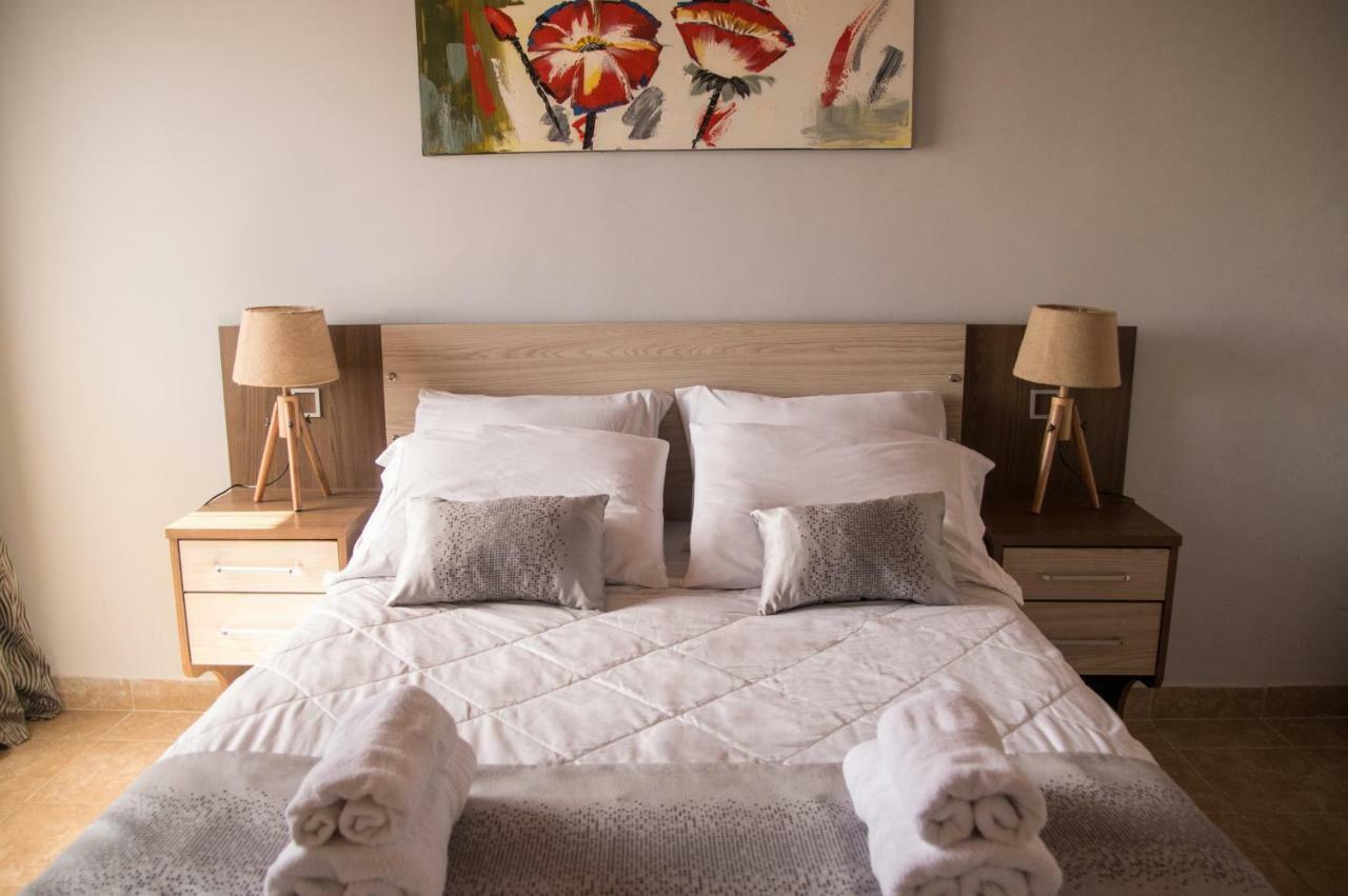 Aparthotel La Riviera Fernando de la Mora Exteriér fotografie