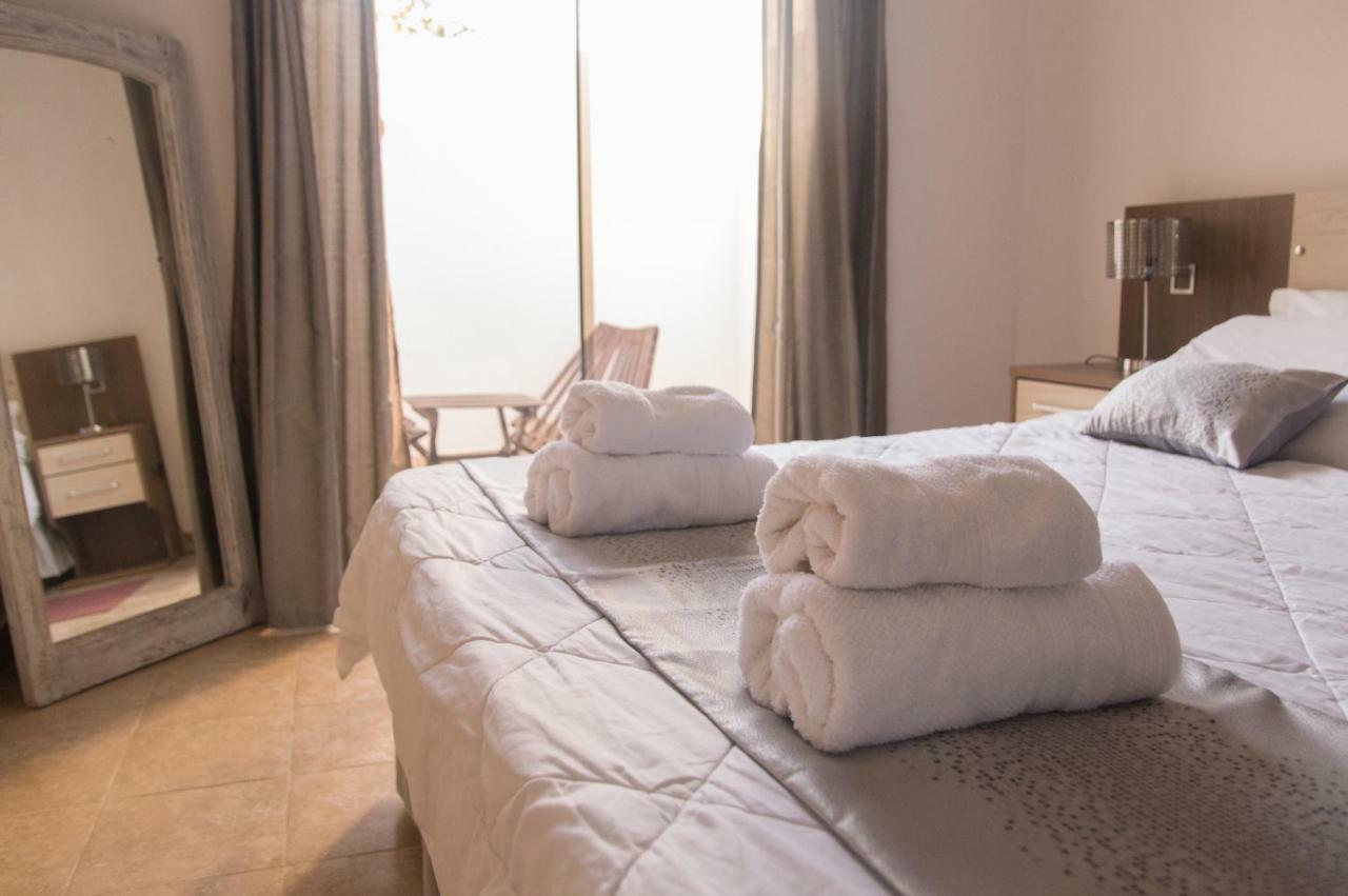 Aparthotel La Riviera Fernando de la Mora Exteriér fotografie