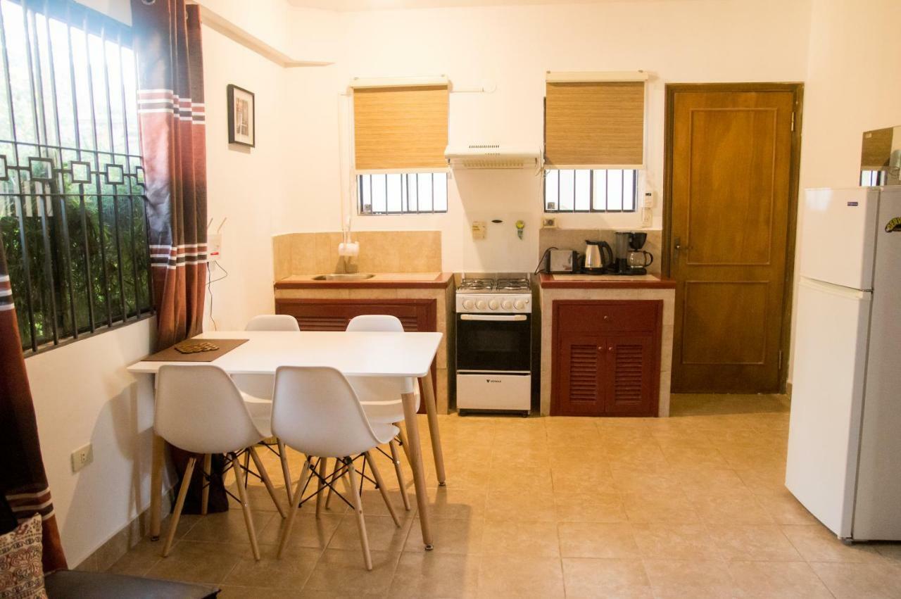 Aparthotel La Riviera Fernando de la Mora Exteriér fotografie